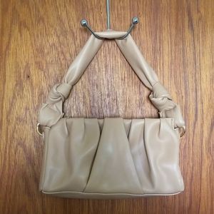 New nude knotted slouch bag